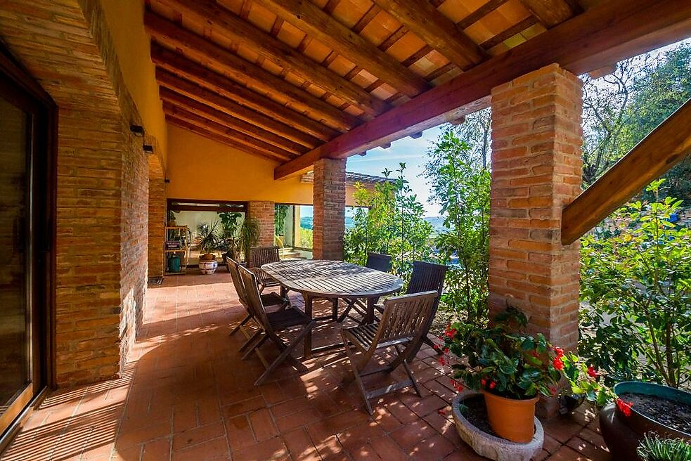 Villa for sale in Mont-ras