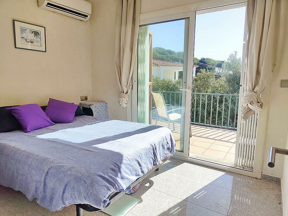 Semi-detached house for sale in Platja d'Aro.