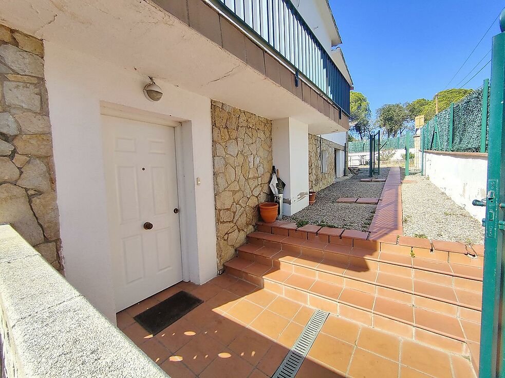 Semi-detached house for sale in Platja d'Aro.