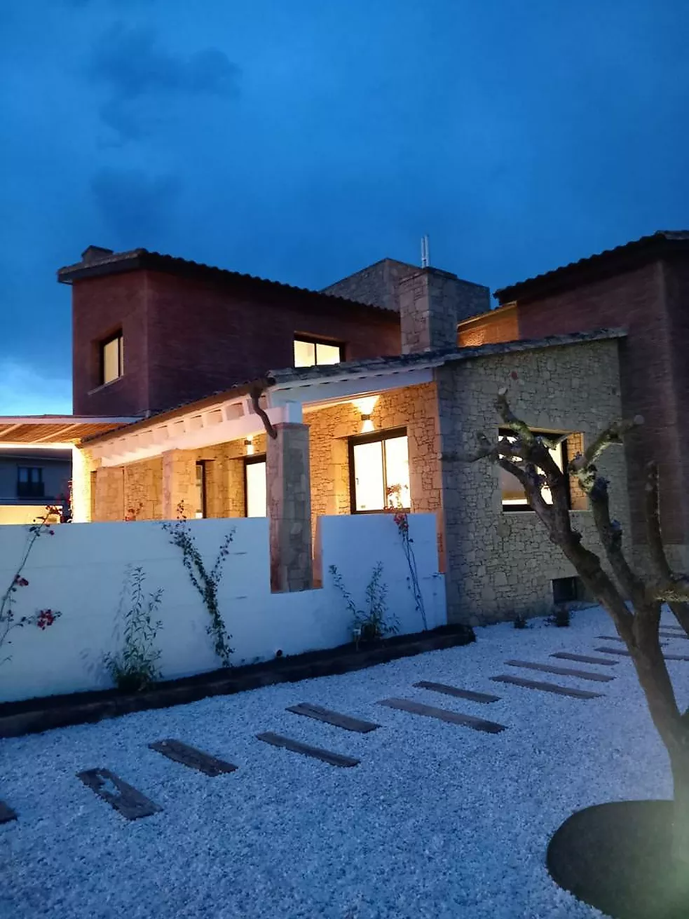 Villa for sale in Vall-llobrega