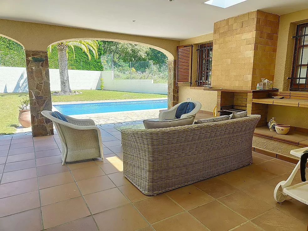 Villa for sale in Calonge